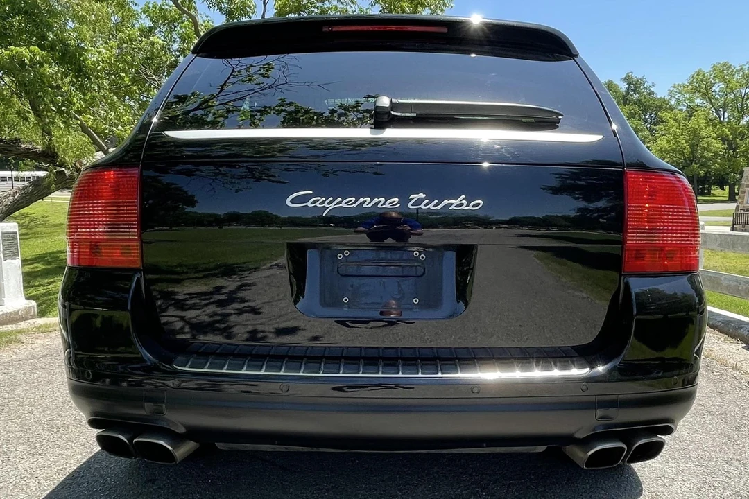 2004 Porsche 955/957 Cayenne Turbo - Image 8 of 31