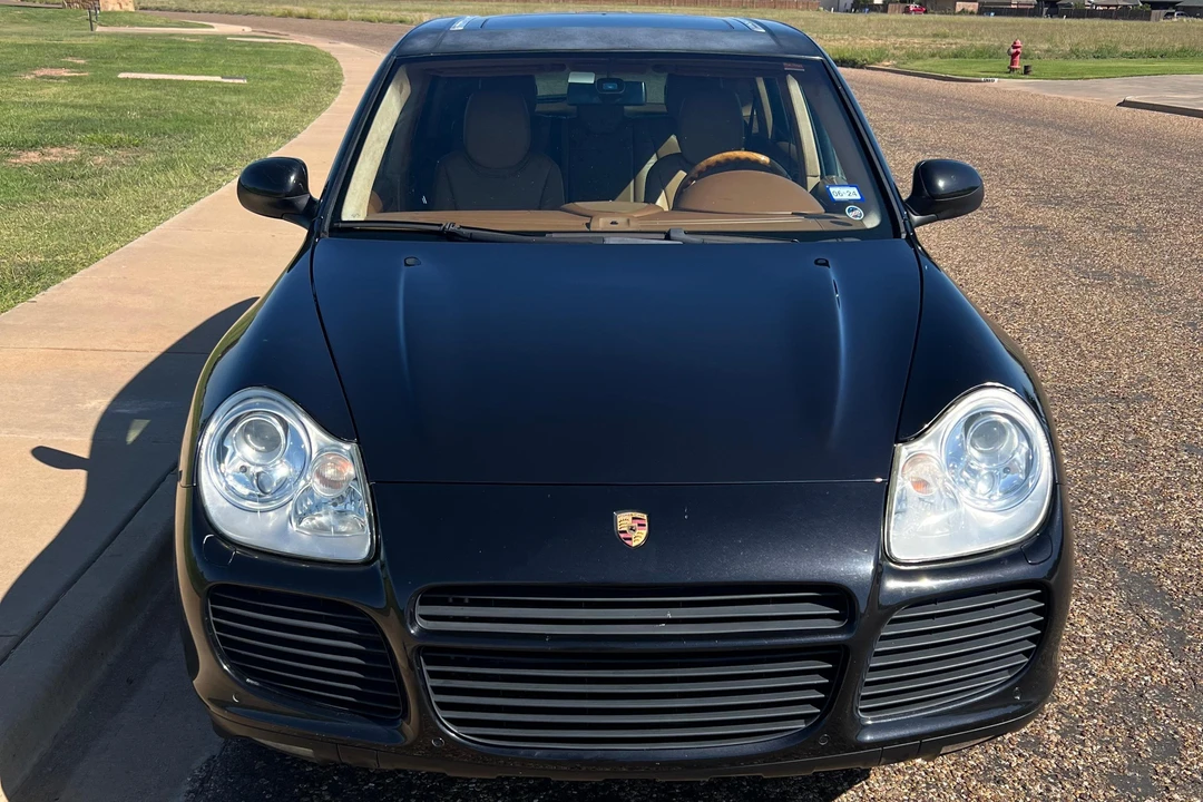 2004 Porsche 955/957 Cayenne Turbo - Image 2 of 31