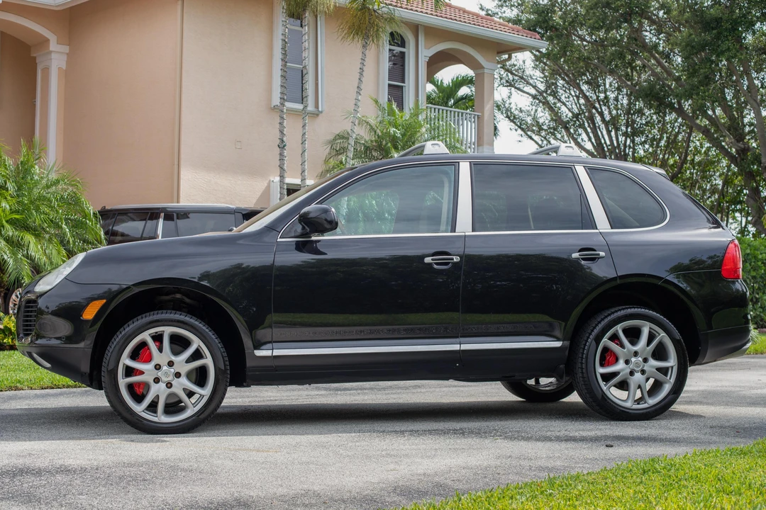 2004 Porsche 955/957 Cayenne Turbo - Image 3 of 31