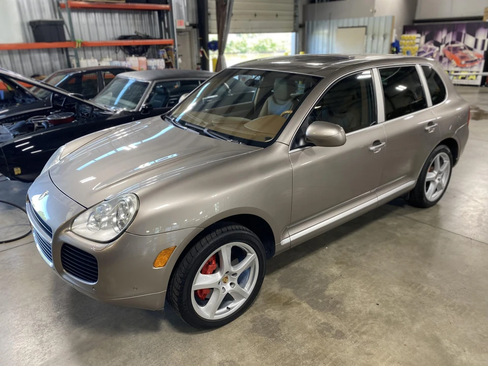 2004 Porsche 955/957 Cayenne Turbo - Image 25 of 31