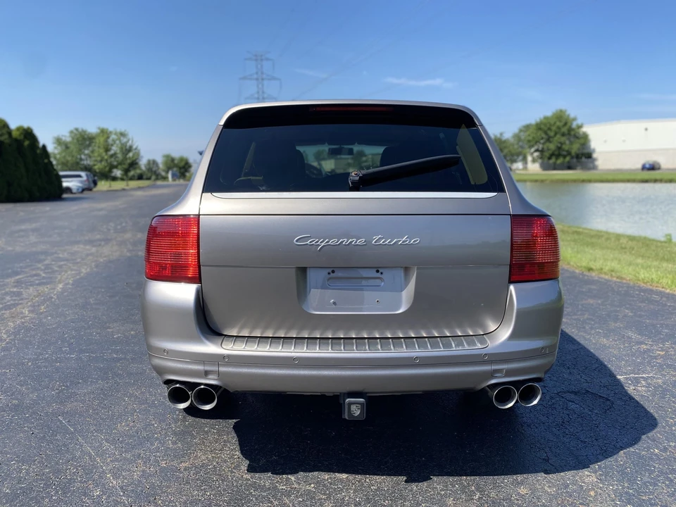 2004 Porsche 955/957 Cayenne Turbo - Image 9 of 31