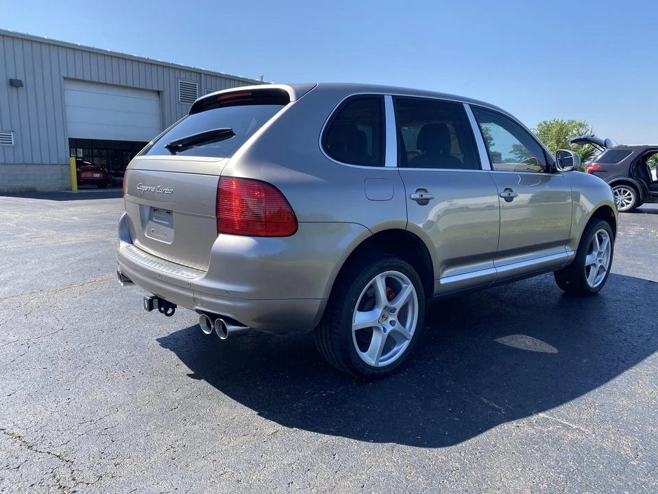 2004 Porsche 955/957 Cayenne Turbo - Image 12 of 31