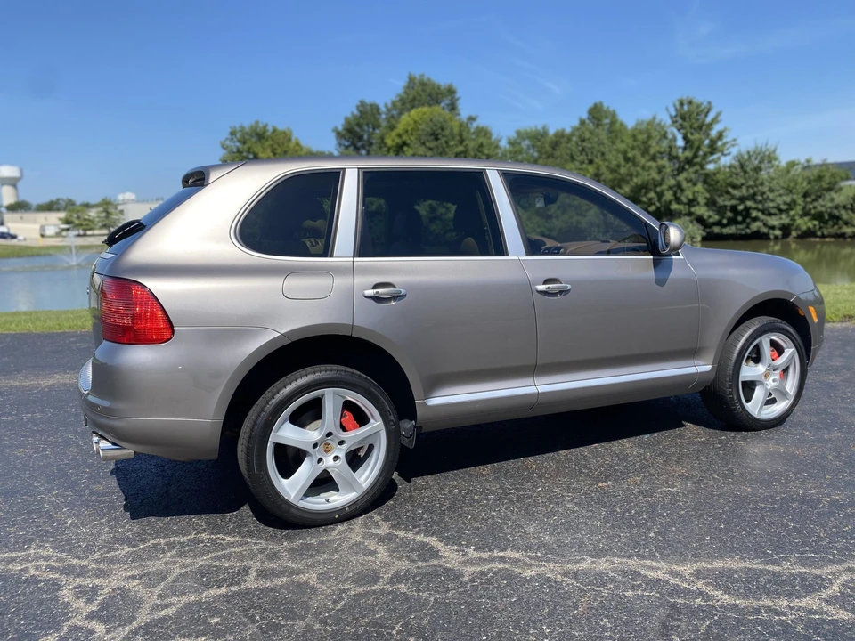 2004 Porsche 955/957 Cayenne Turbo - Image 13 of 31