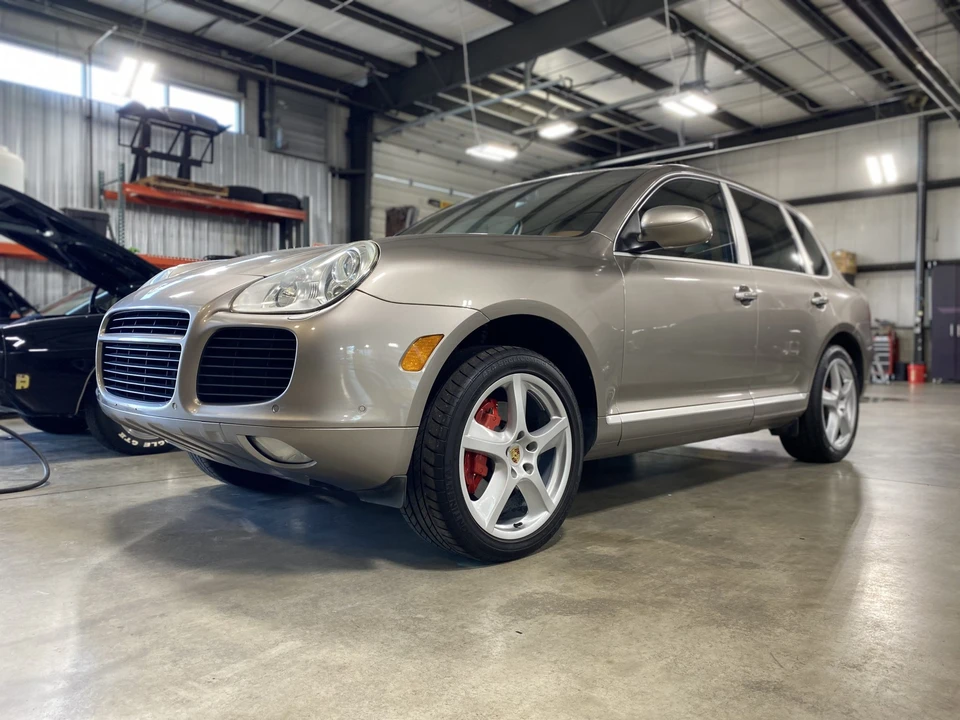 2004 Porsche 955/957 Cayenne Turbo - Image 23 of 31