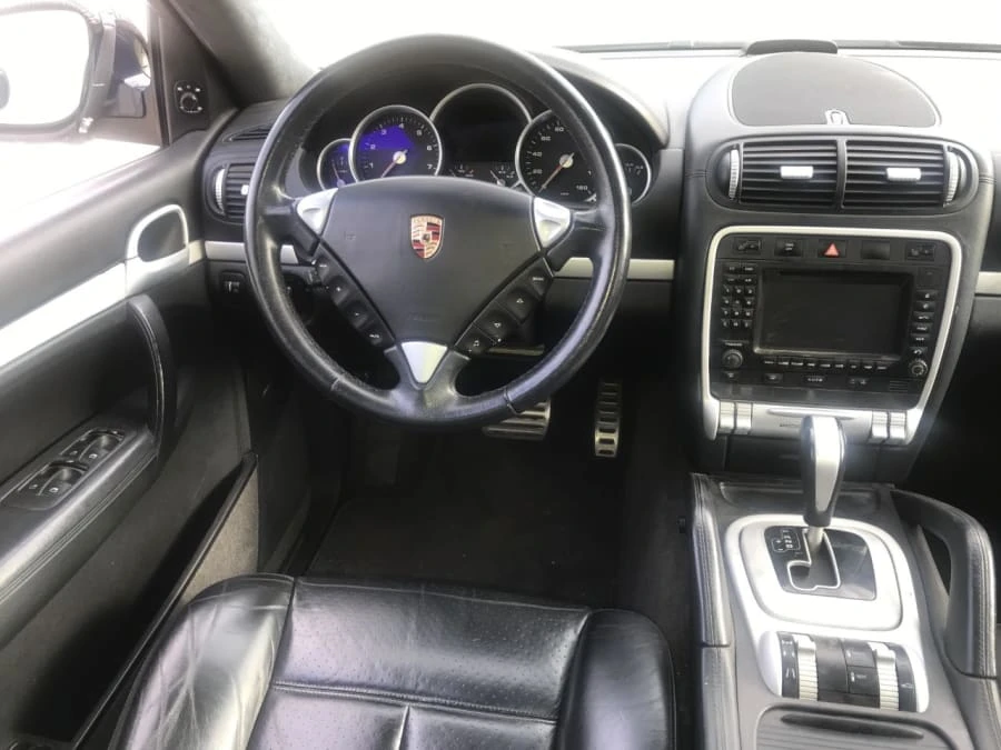 2004 Porsche 955/957 Cayenne Turbo - Image 3 of 11