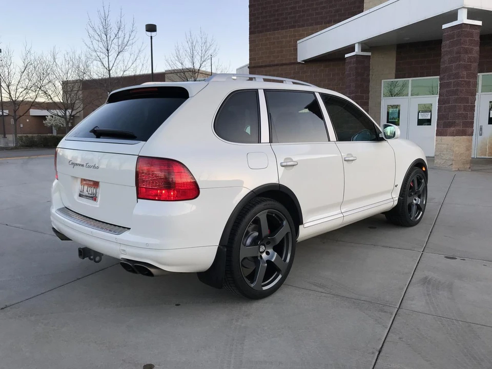 2004 Porsche 955/957 Cayenne Turbo - Image 18 of 31