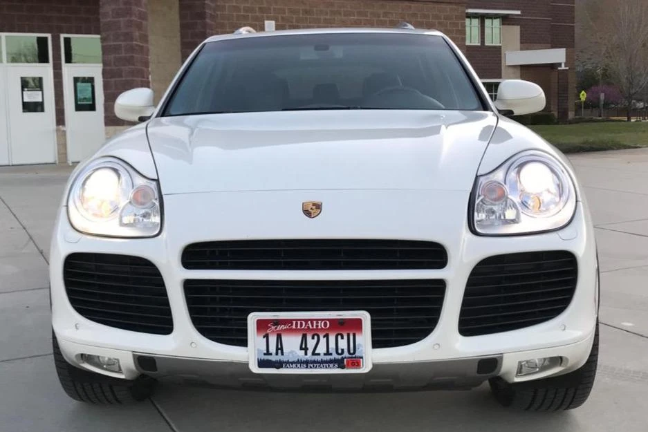 2004 Porsche 955/957 Cayenne Turbo - Image 2 of 31