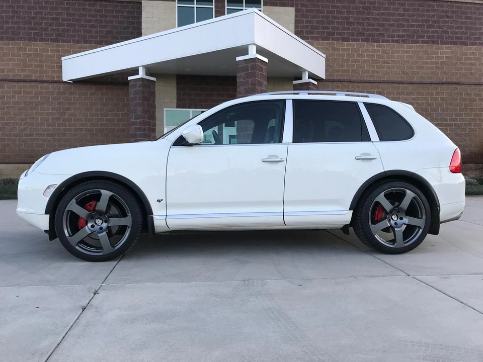 2004 Porsche 955/957 Cayenne Turbo - Image 25 of 31
