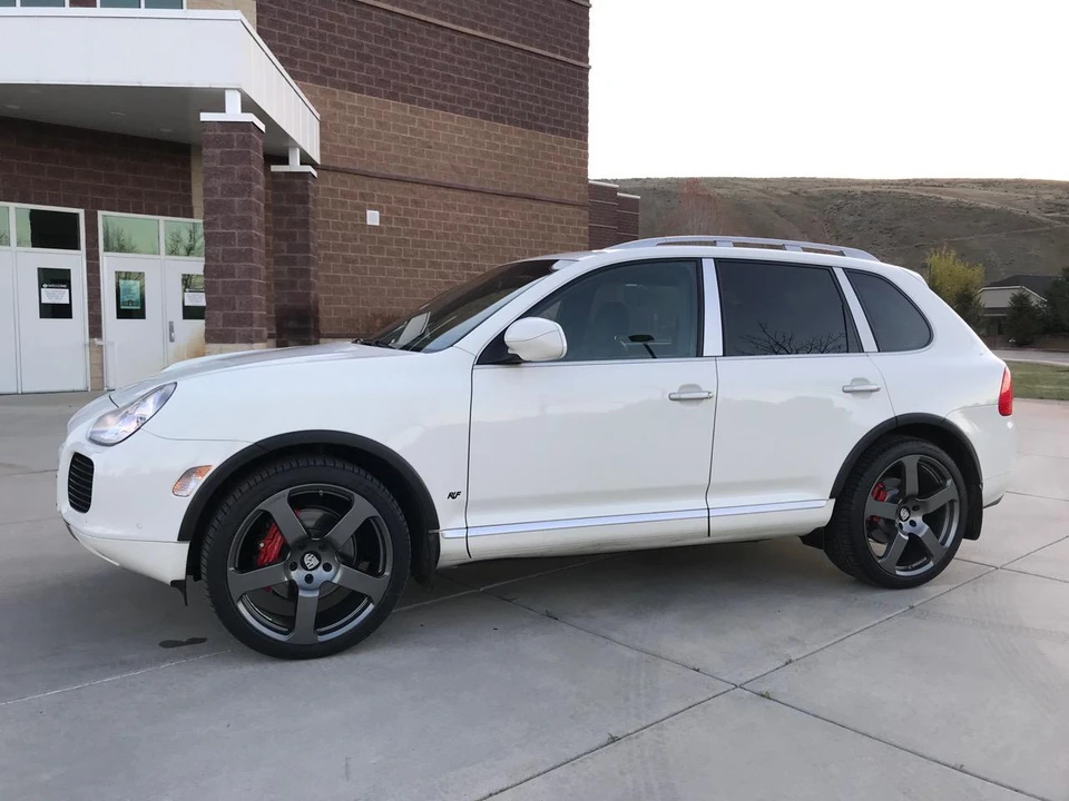 2004 Porsche 955/957 Cayenne Turbo - Image 10 of 31