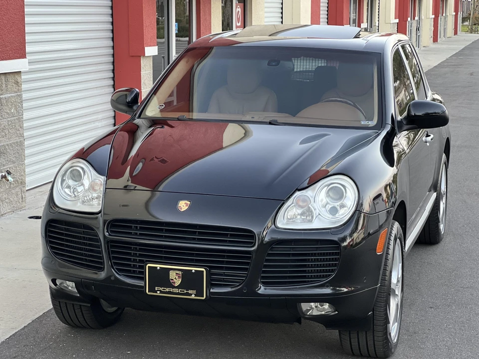2004 Porsche 955/957 Cayenne Turbo - Image 3 of 31