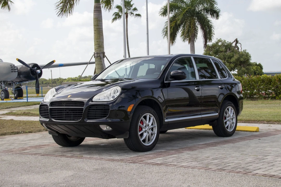 2004 Porsche 955/957 Cayenne Turbo - Image 3 of 31