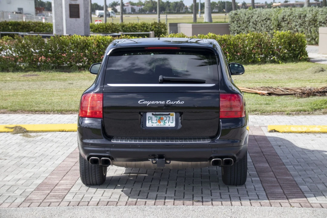 2004 Porsche 955/957 Cayenne Turbo - Image 8 of 31