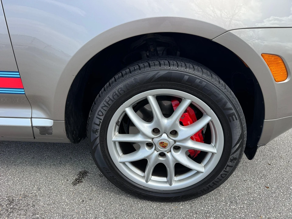 2004 Porsche 955/957 Cayenne Turbo - Image 28 of 31
