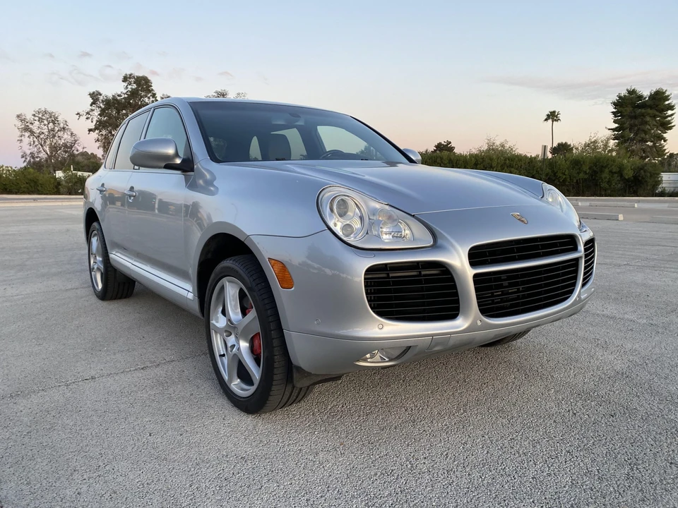 2004 Porsche 955/957 Cayenne Turbo - Image 10 of 31