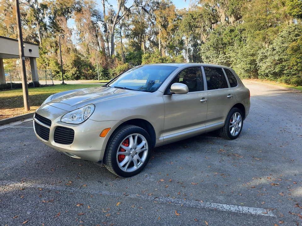 2004 Porsche 955/957 Cayenne Turbo - Image 9 of 31