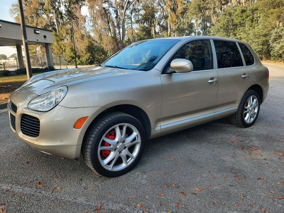 2004 Porsche 955/957 Cayenne Turbo - Image 8 of 31