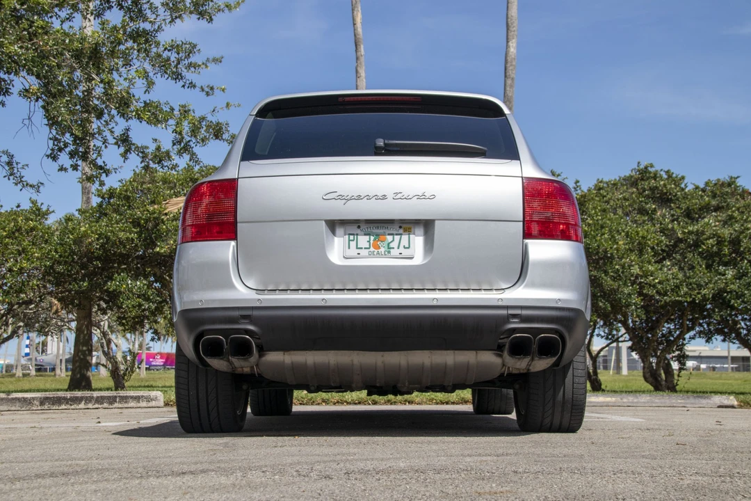 2004 Porsche 955/957 Cayenne Turbo - Image 6 of 31