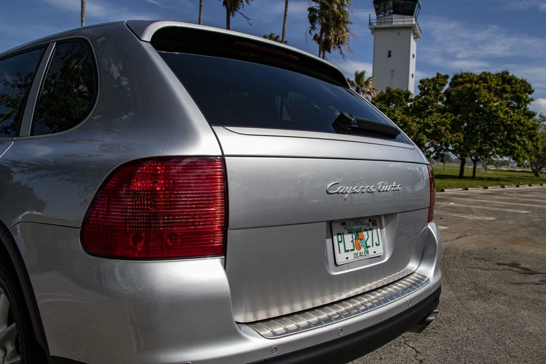 2004 Porsche 955/957 Cayenne Turbo - Image 24 of 31