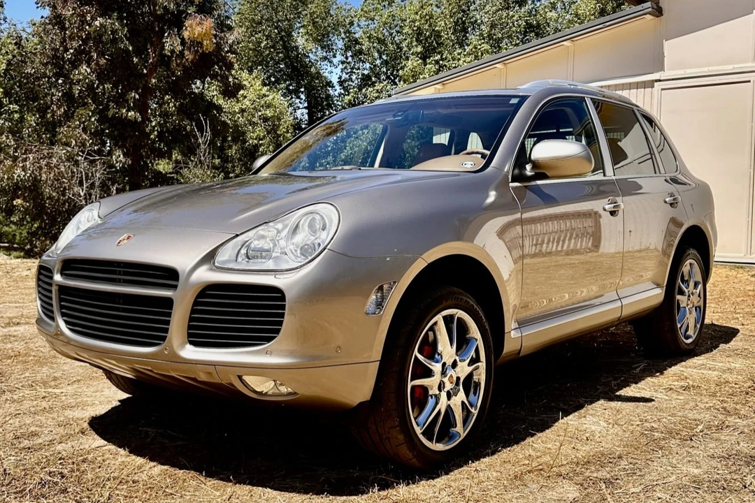 2004 Porsche 955/957 Cayenne Turbo - Image 2 of 31