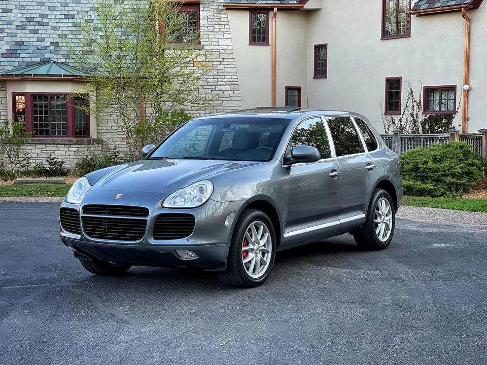 2004 Porsche 955/957 Cayenne Turbo - Image 3 of 31