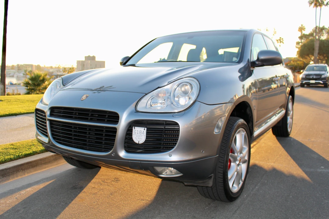 2004 Porsche 955/957 Cayenne Turbo - Image 3 of 31