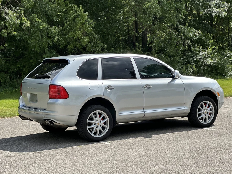 2004 Porsche 955/957 Cayenne Turbo - Image 17 of 31