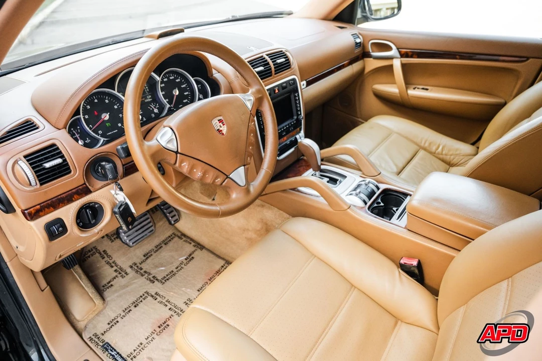 2004 Porsche 955/957 Cayenne Turbo - Image 2 of 12