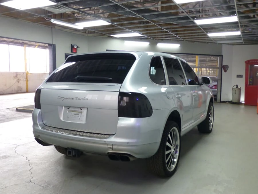 2004 Porsche 955/957 Cayenne Turbo - Image 3 of 8