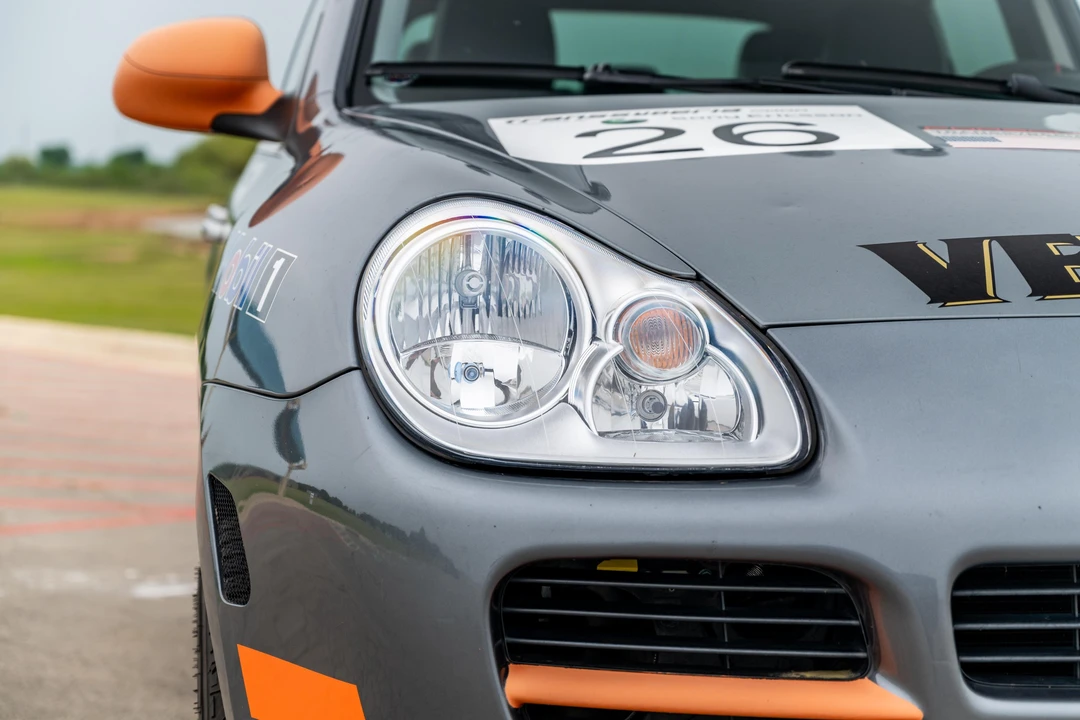 2004 Porsche 955/957 Cayenne - Image 11 of 31