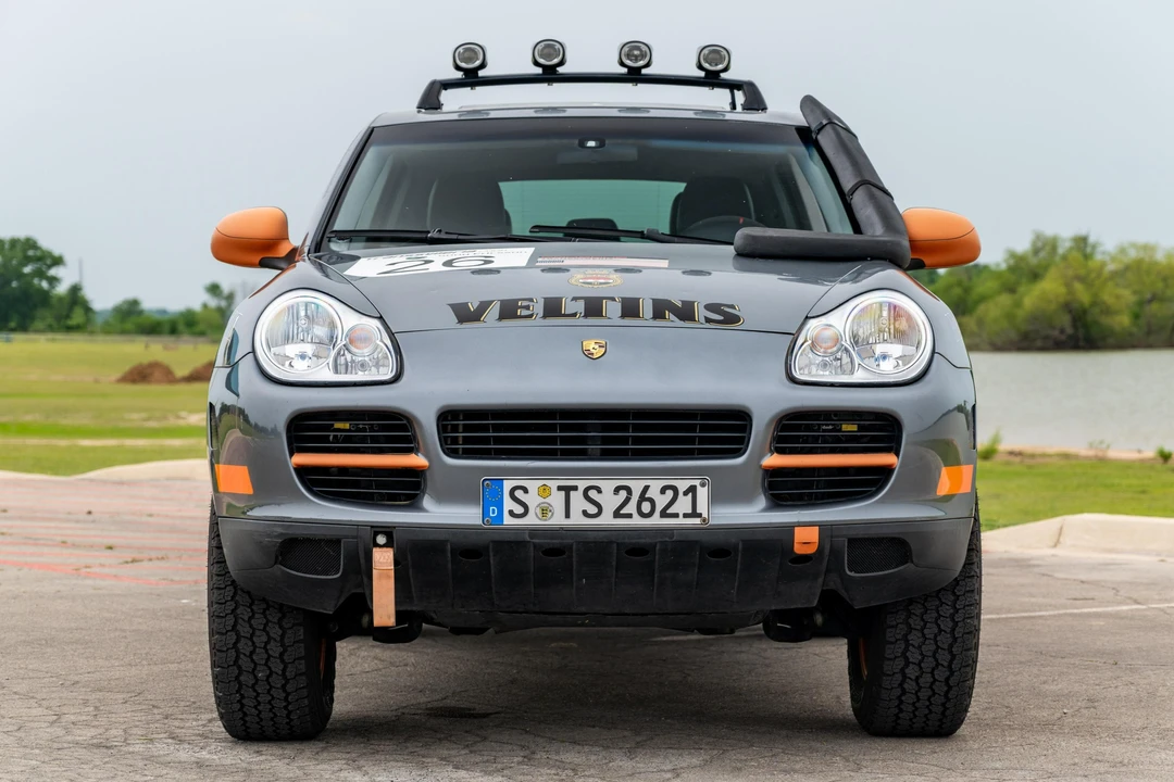2004 Porsche 955/957 Cayenne - Image 2 of 31