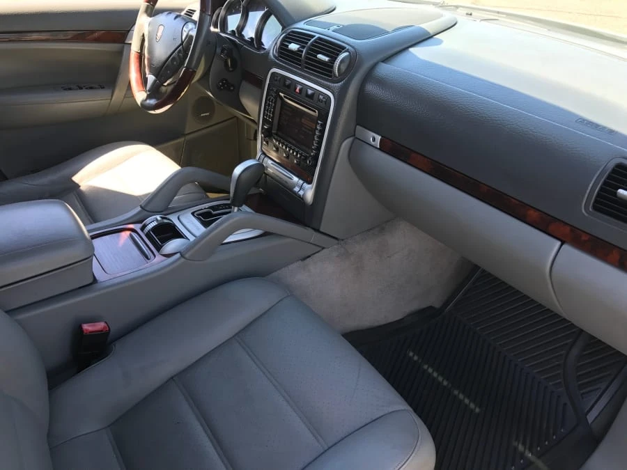 2004 Porsche 955/957 Cayenne - Image 4 of 7