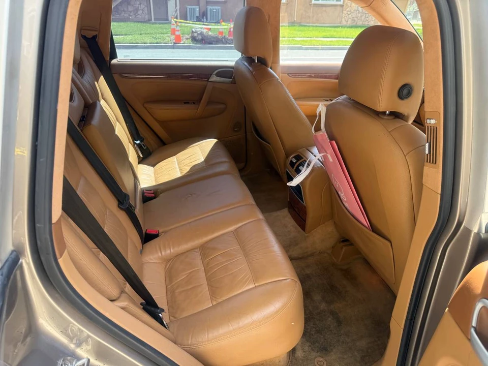 2004 Porsche 955/957 Cayenne Turbo - Image 11 of 17