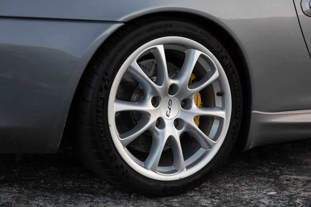 2004 Porsche 996 GT3 - Image 19 of 31
