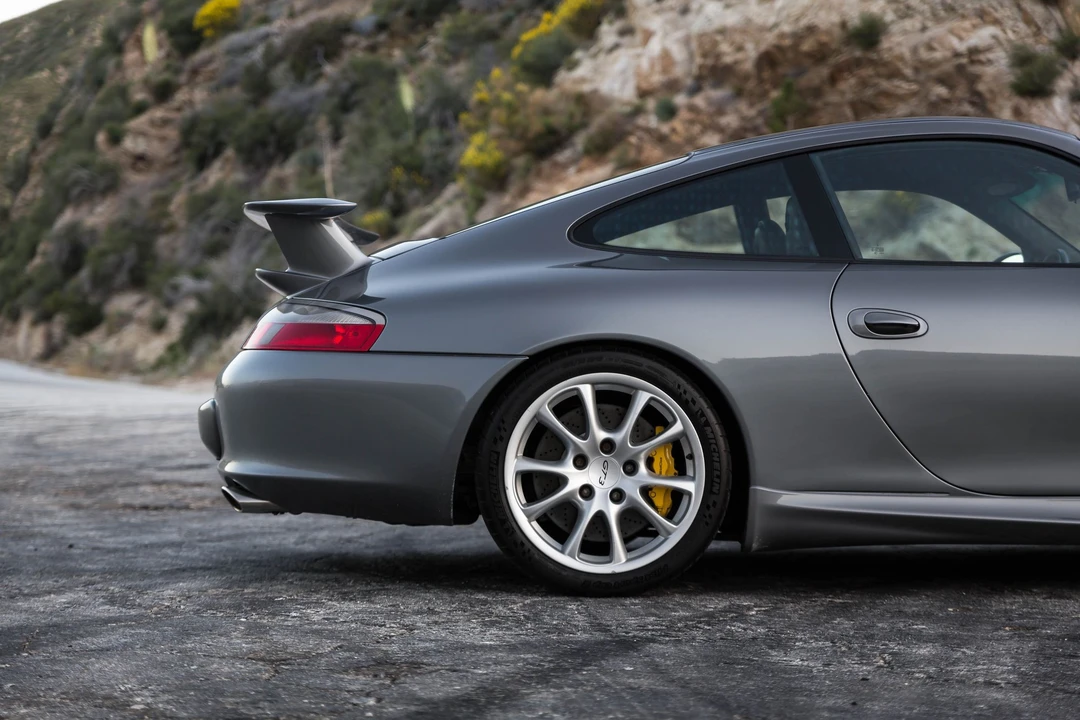 2004 Porsche 996 GT3 - Image 27 of 31
