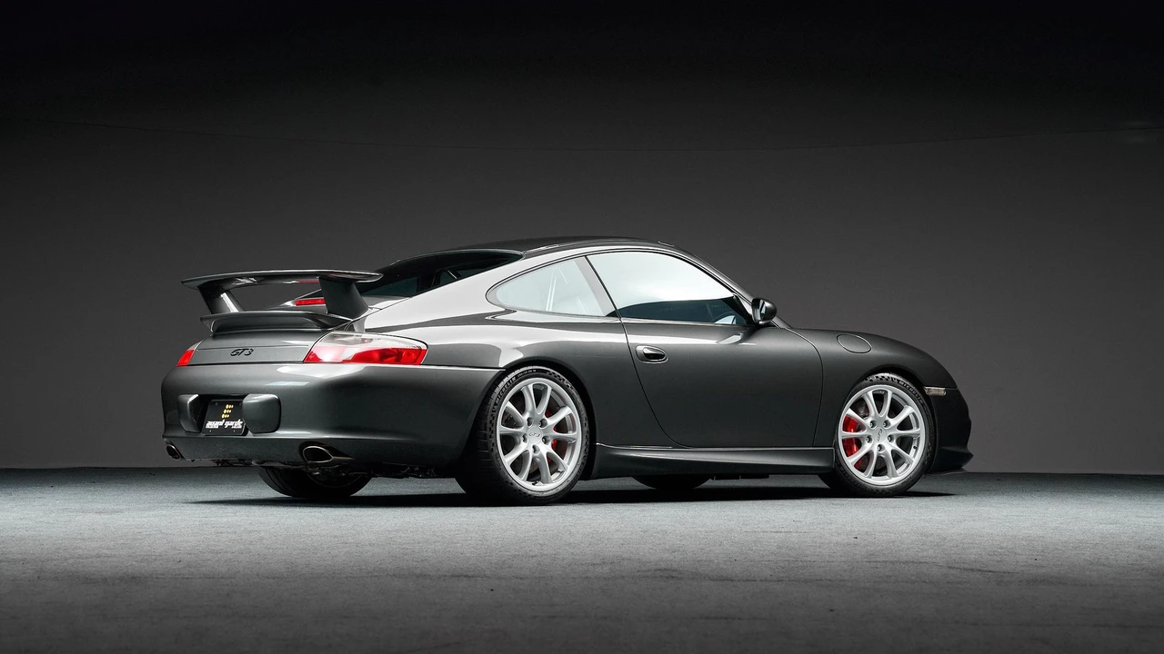 2004 Porsche 996 GT3 - Image 8 of 31