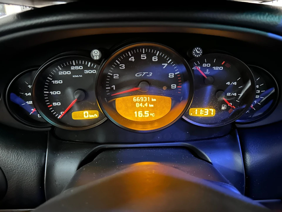 2004 Porsche 996 GT3 - Image 14 of 15