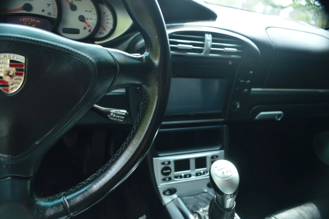 2004 Porsche 996 Turbo - Image 14 of 31