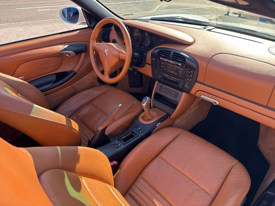 2004 Porsche 986 Boxster - Image 10 of 17