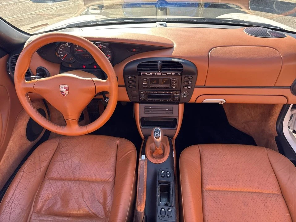 2004 Porsche 986 Boxster - Image 11 of 17