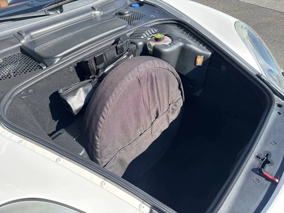 2004 Porsche 986 Boxster - Image 16 of 17