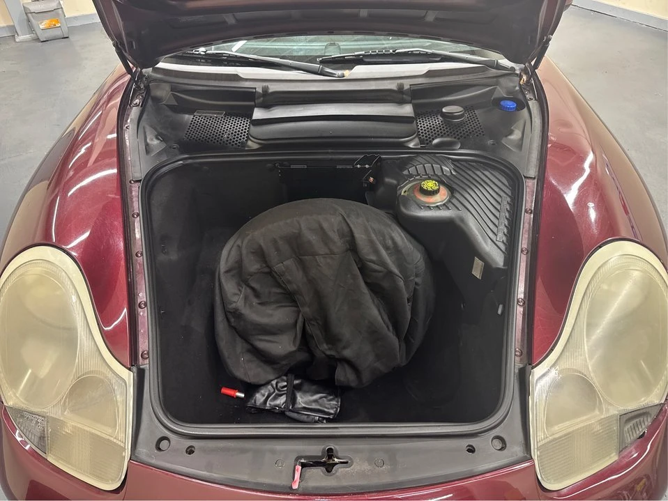 2004 Porsche 986 Boxster - Image 10 of 19