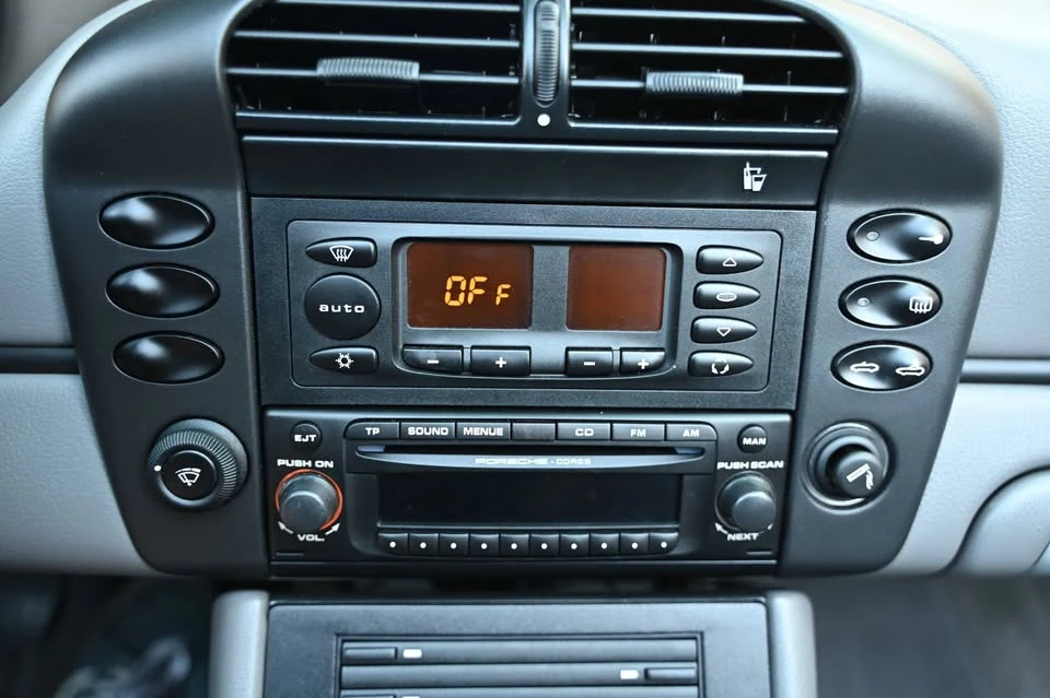 2004 Porsche 986 Boxster - Image 17 of 20