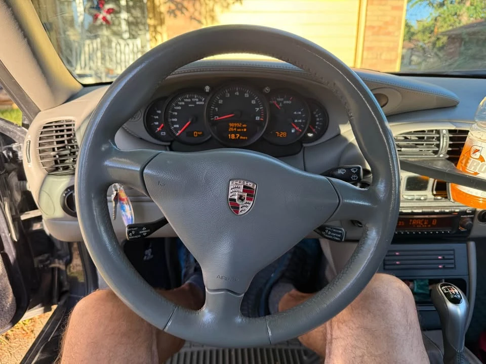 2004 Porsche 996 Carrera - Image 13 of 20