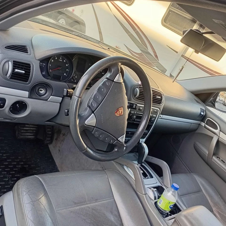 2004 Porsche 955/957 Cayenne - Image 10 of 20