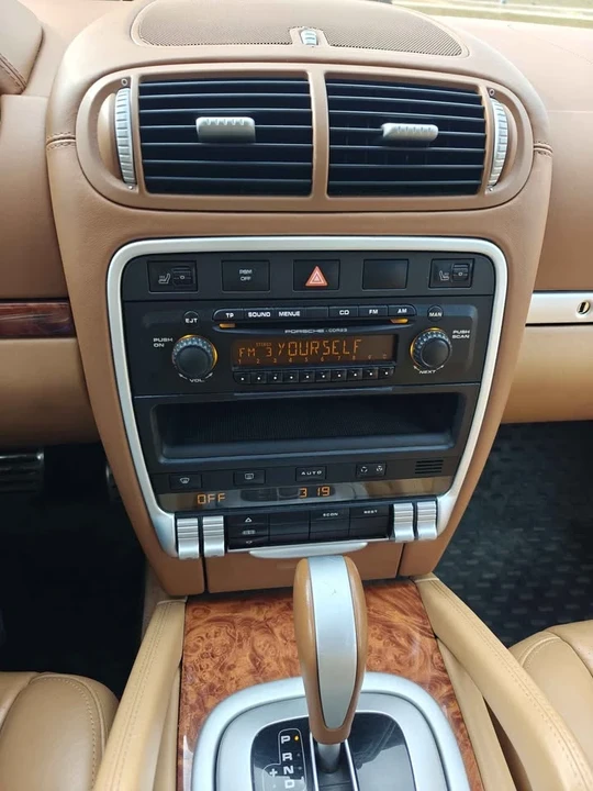 2004 Porsche 955/957 Cayenne - Image 13 of 19