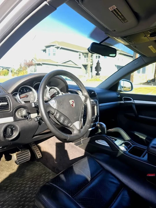 2004 Porsche 955/957 Cayenne - Image 6 of 7
