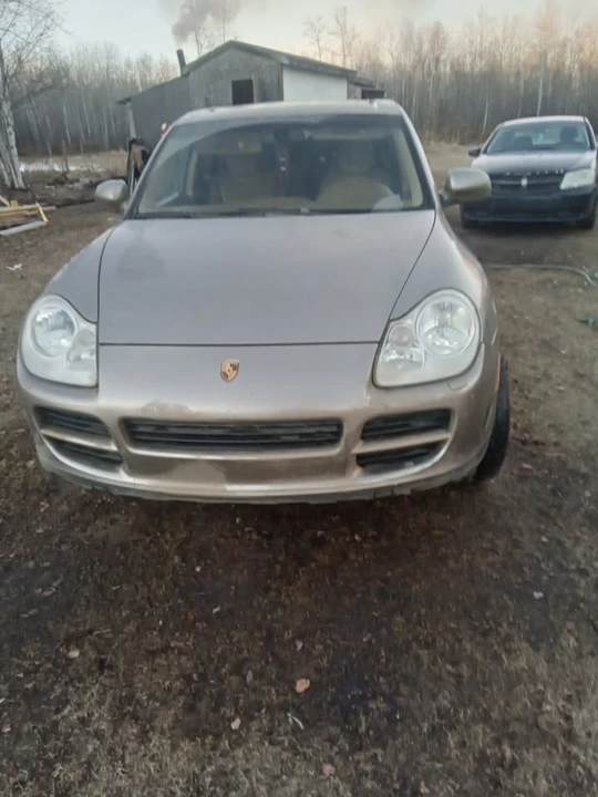2004 Porsche 955/957 Cayenne - Image 2 of 3