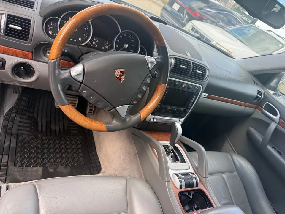 2004 Porsche 955/957 Cayenne - Image 9 of 19
