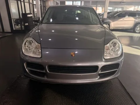 2004 Porsche Cayenne S