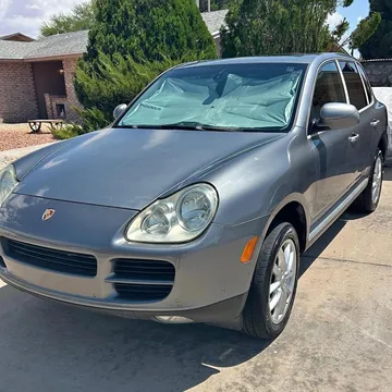 2004 Porsche Cayenne